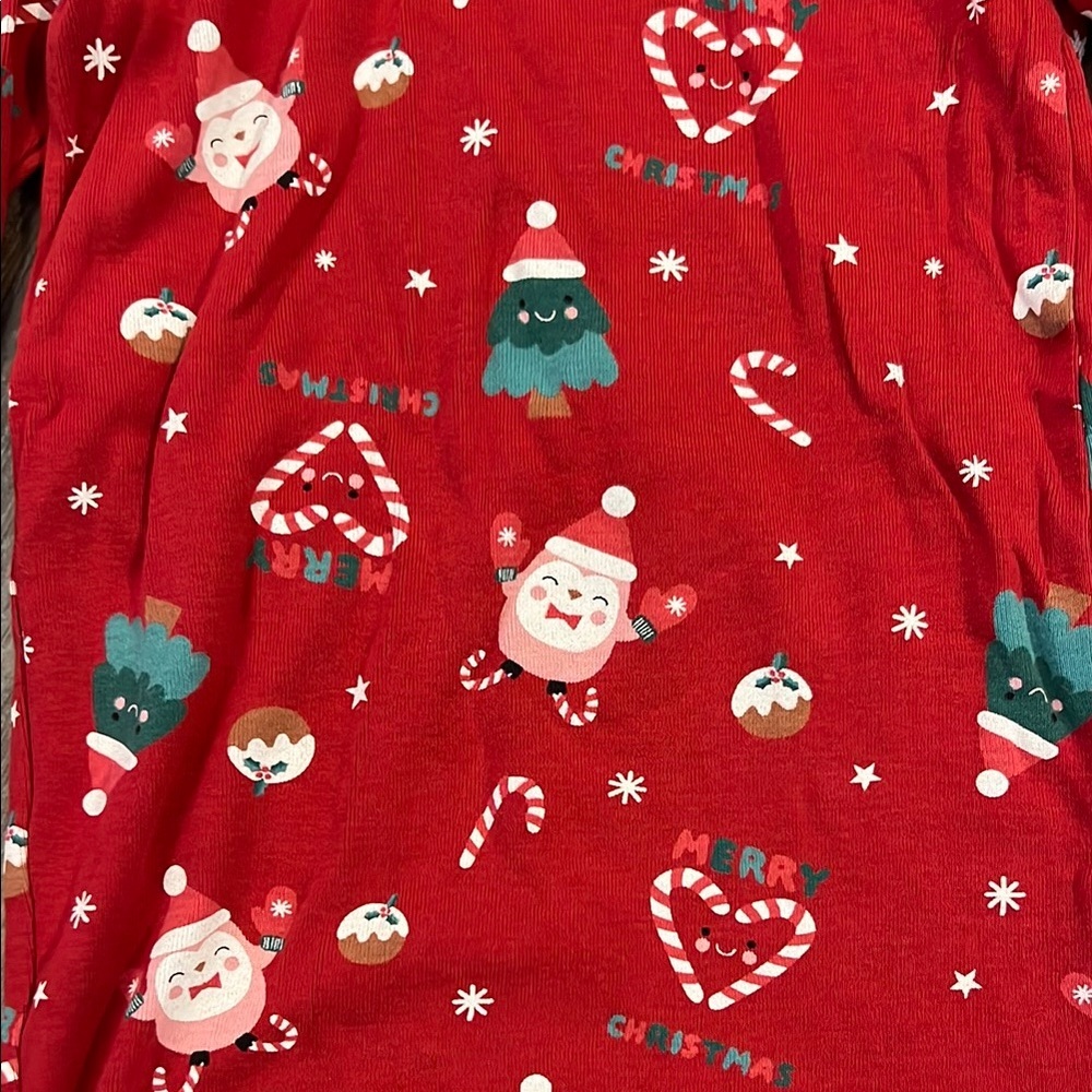 H&M Red and Green Pajama Set - Picture 4 of 9